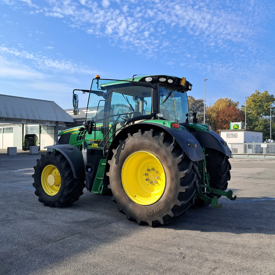 JOHN DEERE 6155 - Tracteur agricole: photos 3 JOHN DEERE 6155 - Tracteur agricole: photos 3