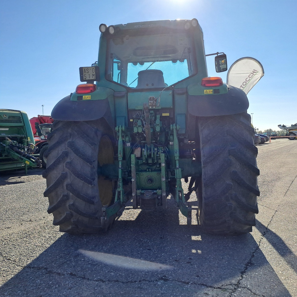JOHN DEERE 6820 - Tracteur agricole: photos 4 JOHN DEERE 6820 - Tracteur agricole: photos 4