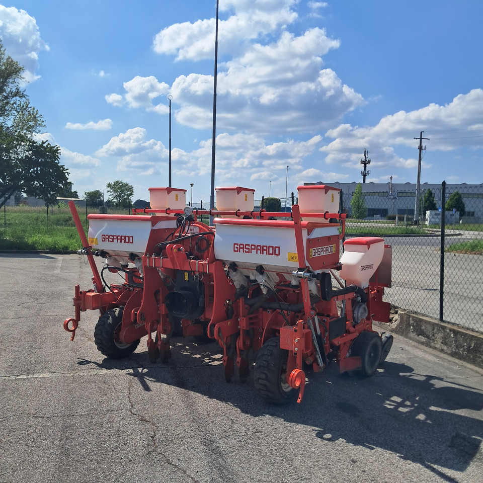 MASCHIO GASPARDO MT6 - Semoir monograine: photos 1 MASCHIO GASPARDO MT6 - Semoir monograine: photos 1