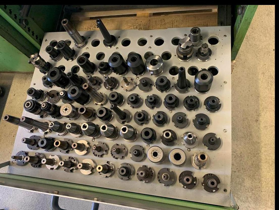 "Kompakt"-Bearbeitungszentrum SPINNER - Centre d'usinage: photos 5 "Kompakt"-Bearbeitungszentrum SPINNER - Centre d'usinage: photos 5