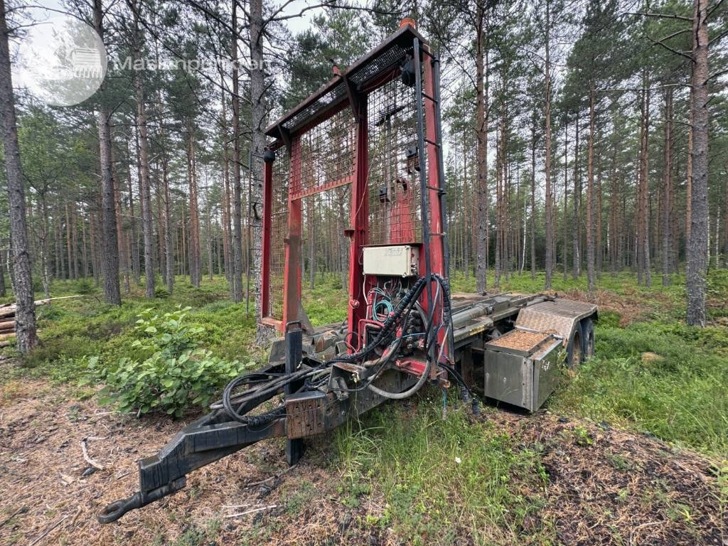 Lastväxlarkärra till traktor - Autre matériel: photos 1 Lastväxlarkärra till traktor - Autre matériel: photos 1