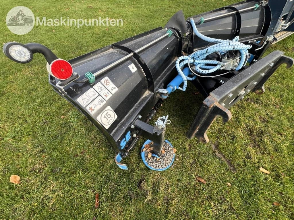 SE Equipment Sweden & Drivex snöplog och sandspridare - Autre matériel: photos 2 SE Equipment Sweden & Drivex snöplog och sandspridare - Autre matériel: photos 2