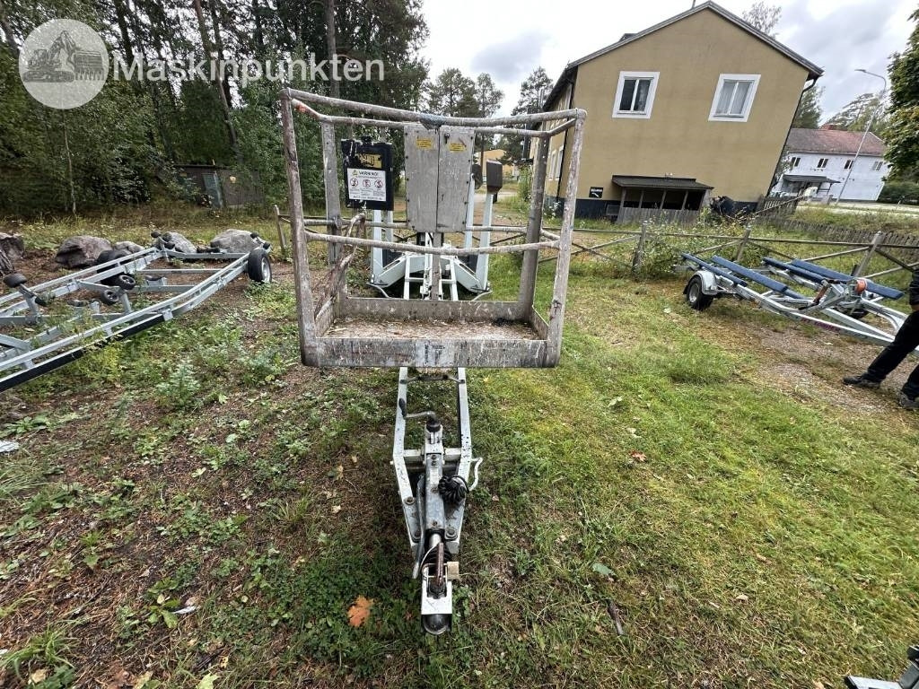 Dino 180 T - Nacelle sur remorque: photos 2 Dino 180 T - Nacelle sur remorque: photos 2