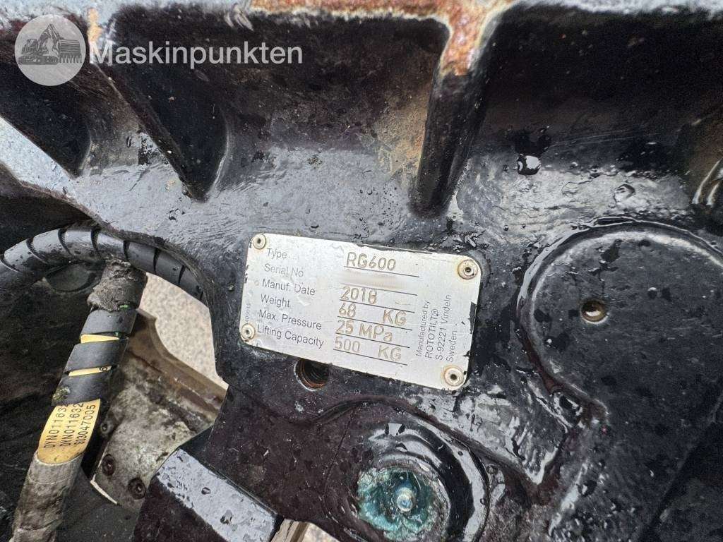 Tractopelle Huddig 1260 C redskap fram och bak: photos 37