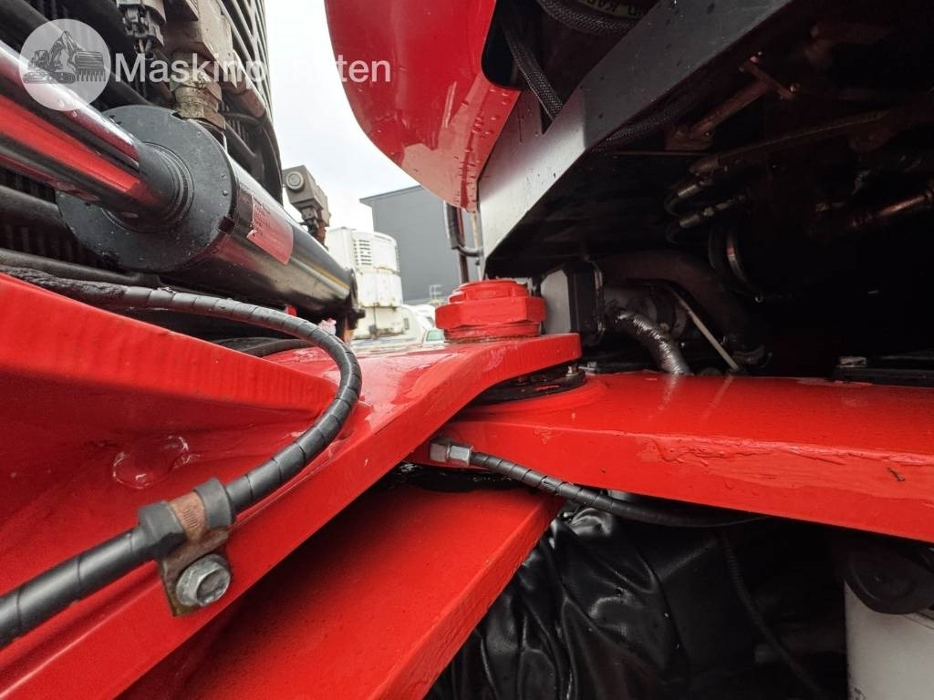 Tractopelle Huddig 1260 C redskap fram och bak: photos 16