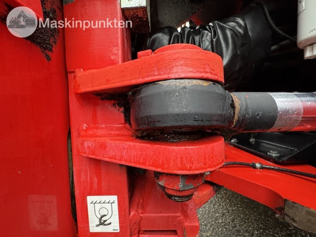 Tractopelle Huddig 1260 C redskap fram och bak: photos 13