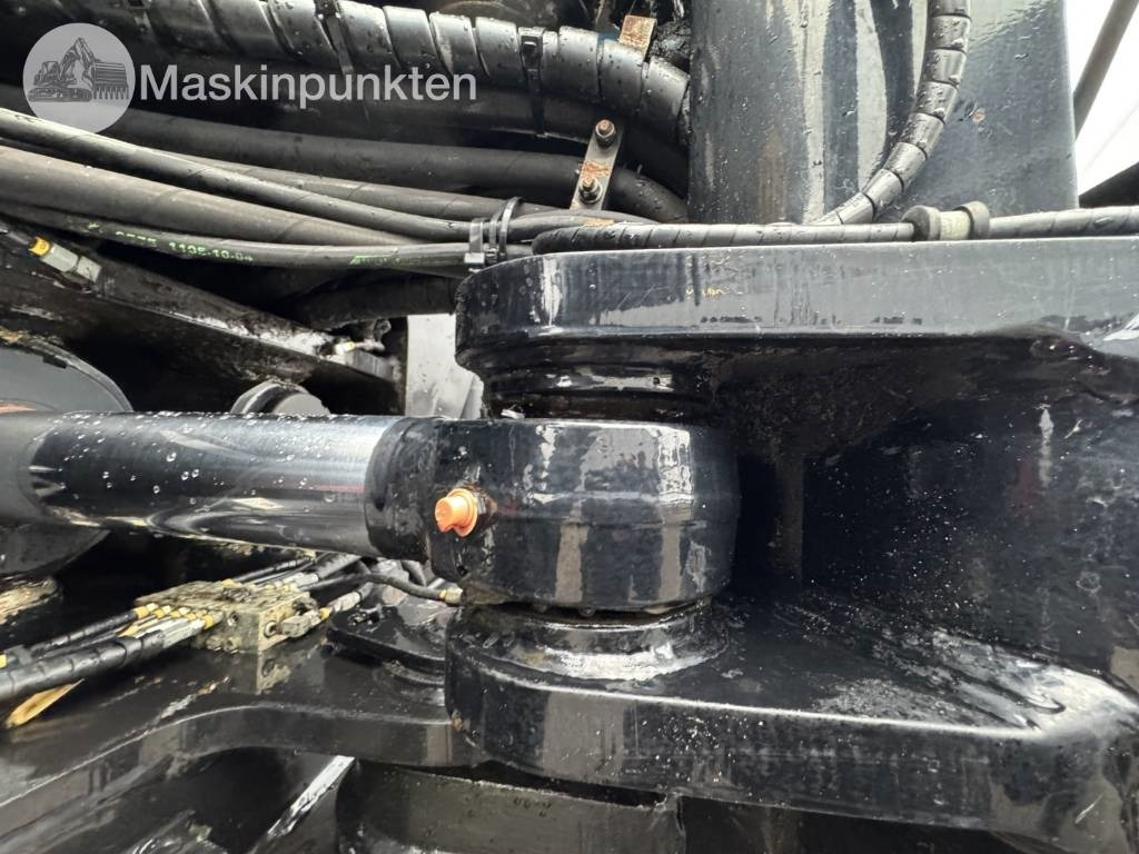 Tractopelle Huddig 1260 C redskap fram och bak: photos 26