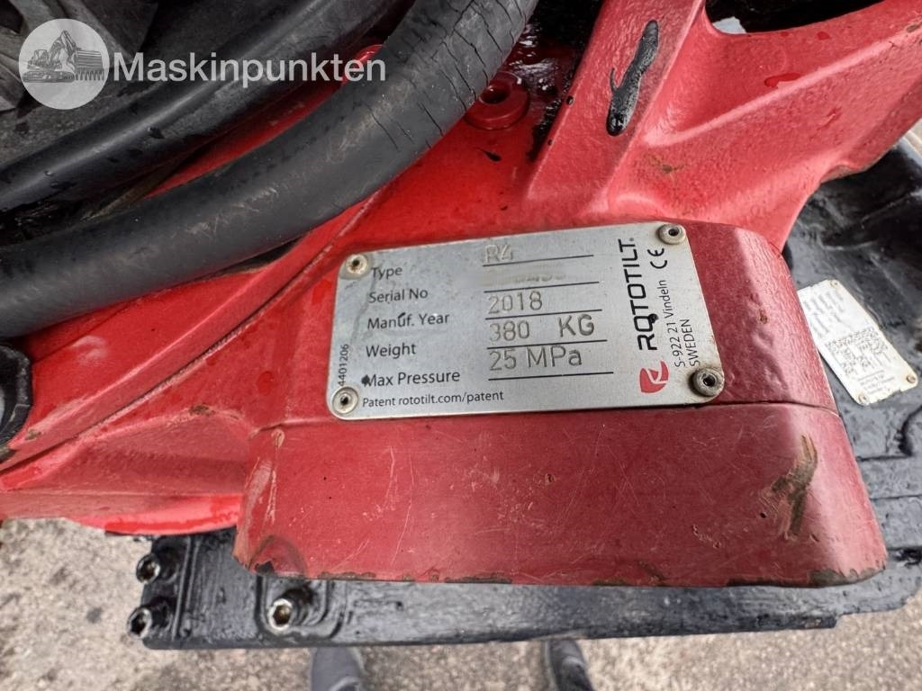 Tractopelle Huddig 1260 C redskap fram och bak: photos 36