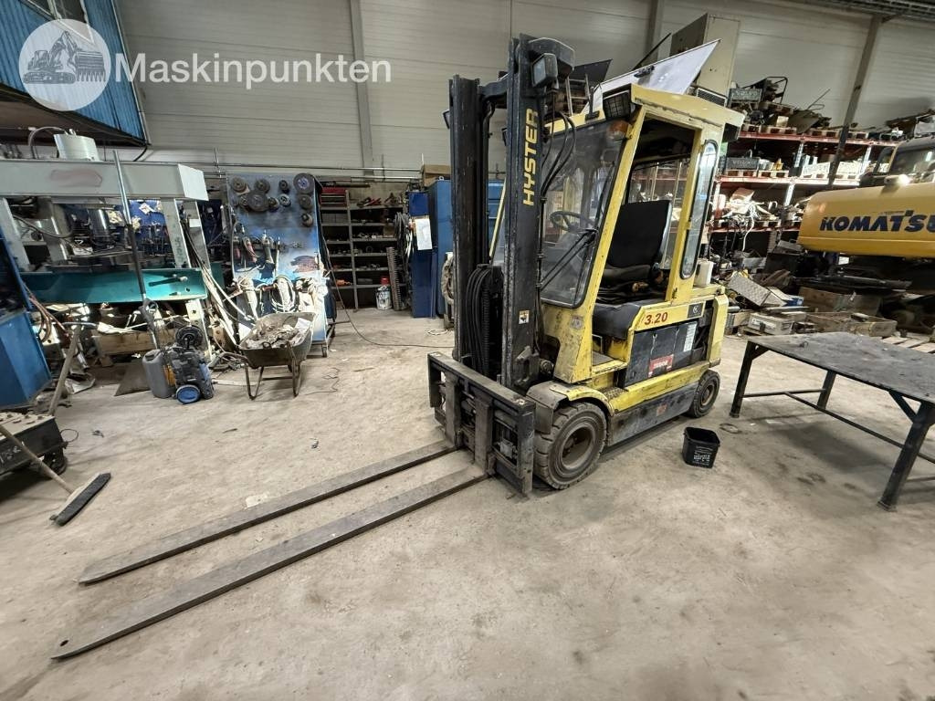 Hyster J 3.20 XM - Chariot élévateur électrique: photos 1 Hyster J 3.20 XM - Chariot élévateur électrique: photos 1