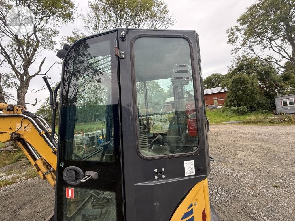 Mini pelle Komatsu PC 26 MR: photos 28