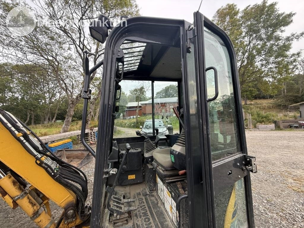 Mini pelle Komatsu PC 26 MR: photos 32