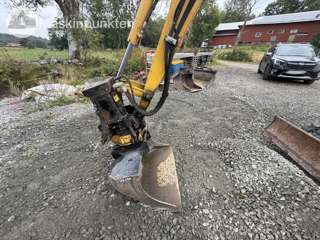 Mini pelle Komatsu PC 26 MR: photos 12