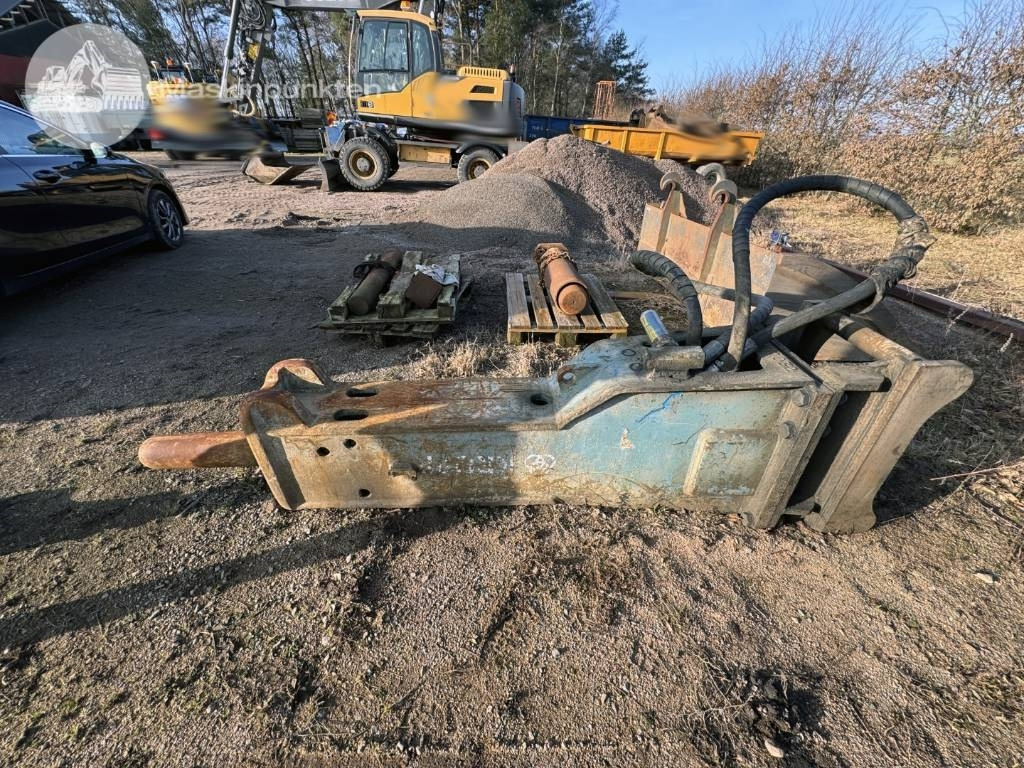 Krupp HM 1000 Hydraulhammare - Marteau hydraulique pour Engins de chantier: photos 4 Krupp HM 1000 Hydraulhammare - Marteau hydraulique pour Engins de chantier: photos 4