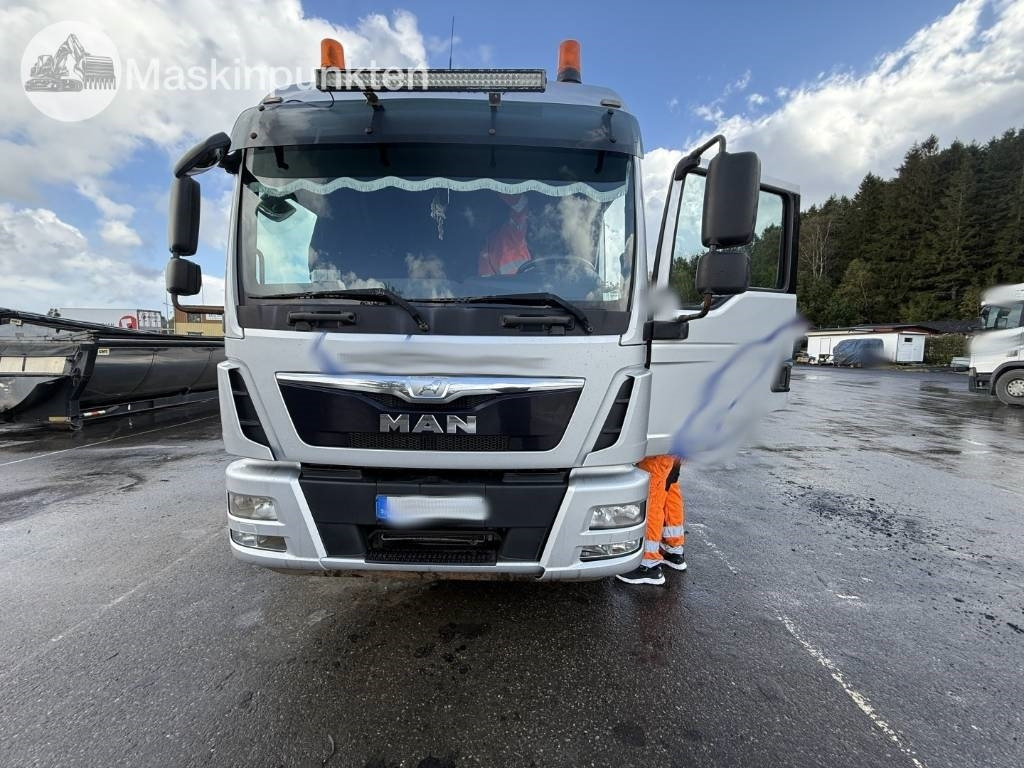 MAN Biltransport - Camion porte-voitures: photos 2 MAN Biltransport - Camion porte-voitures: photos 2