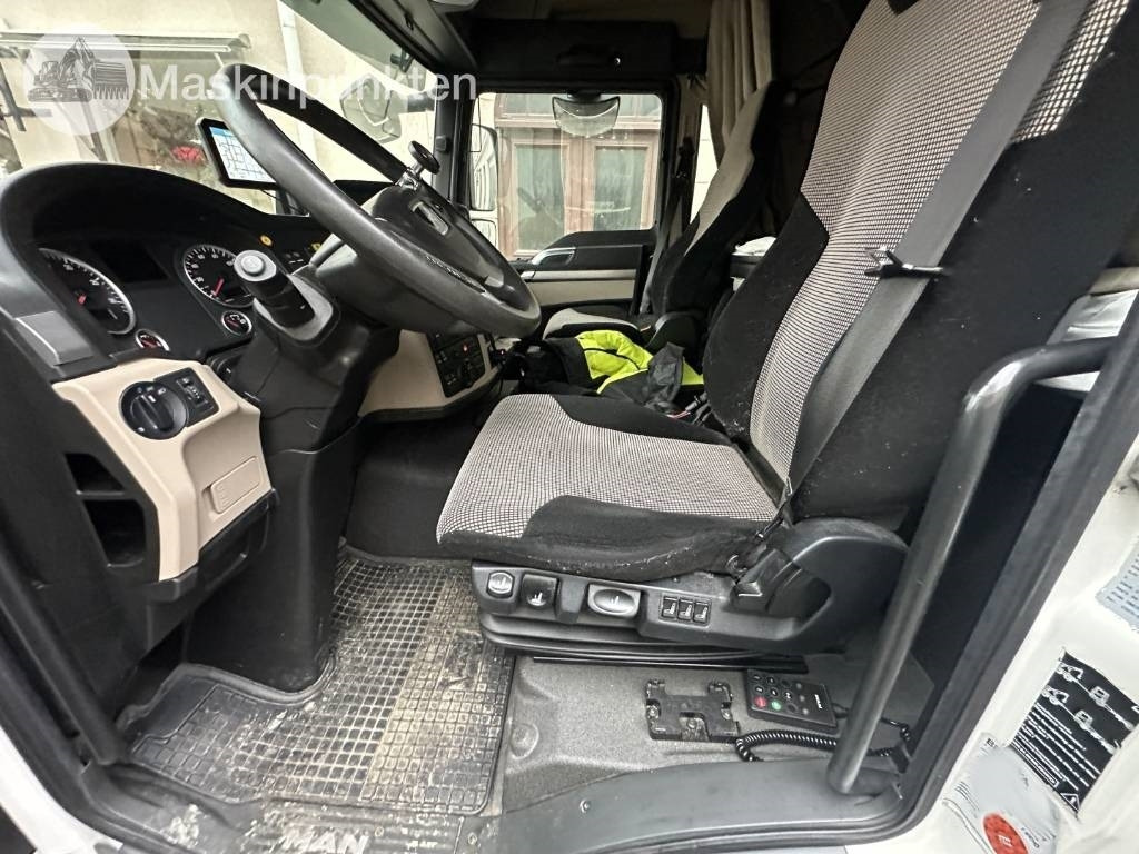 Camion fourgon MAN TGL 12.190: photos 11 Camion fourgon MAN TGL 12.190: photos 11