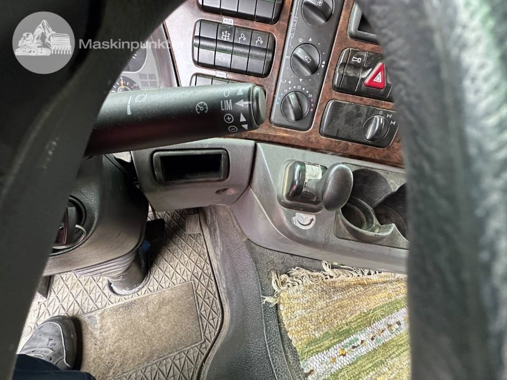 Camion malaxeur Mercedes-Benz 2651 L 8X4 Junjin jxzr42-5.16hp: photos 23 Camion malaxeur Mercedes-Benz 2651 L 8X4 Junjin jxzr42-5.16hp: photos 23