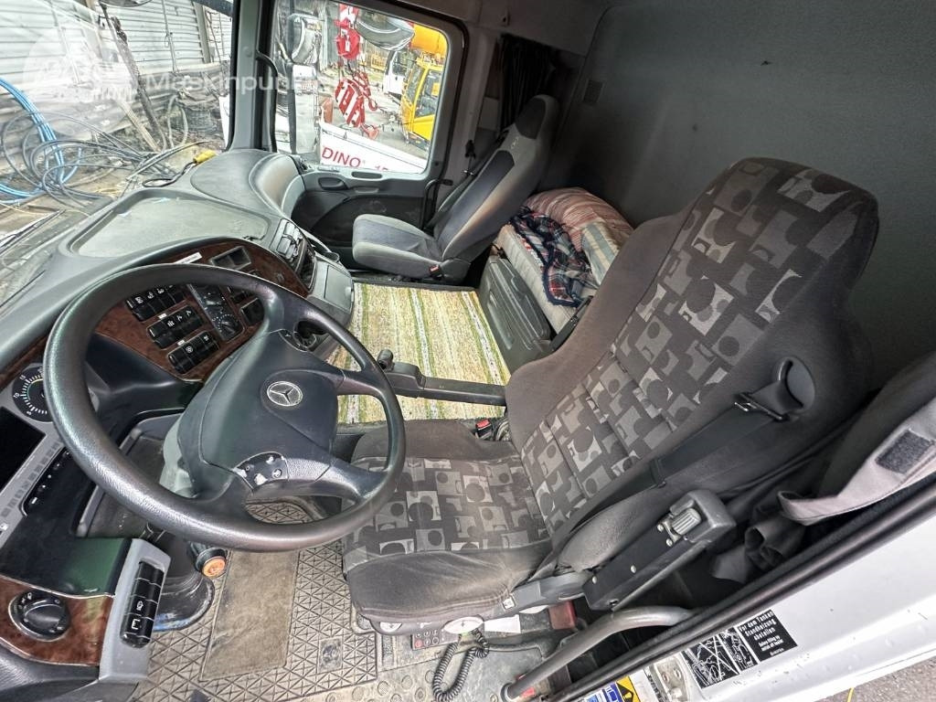 Camion malaxeur Mercedes-Benz 2651 L 8X4 Junjin jxzr42-5.16hp: photos 15 Camion malaxeur Mercedes-Benz 2651 L 8X4 Junjin jxzr42-5.16hp: photos 15