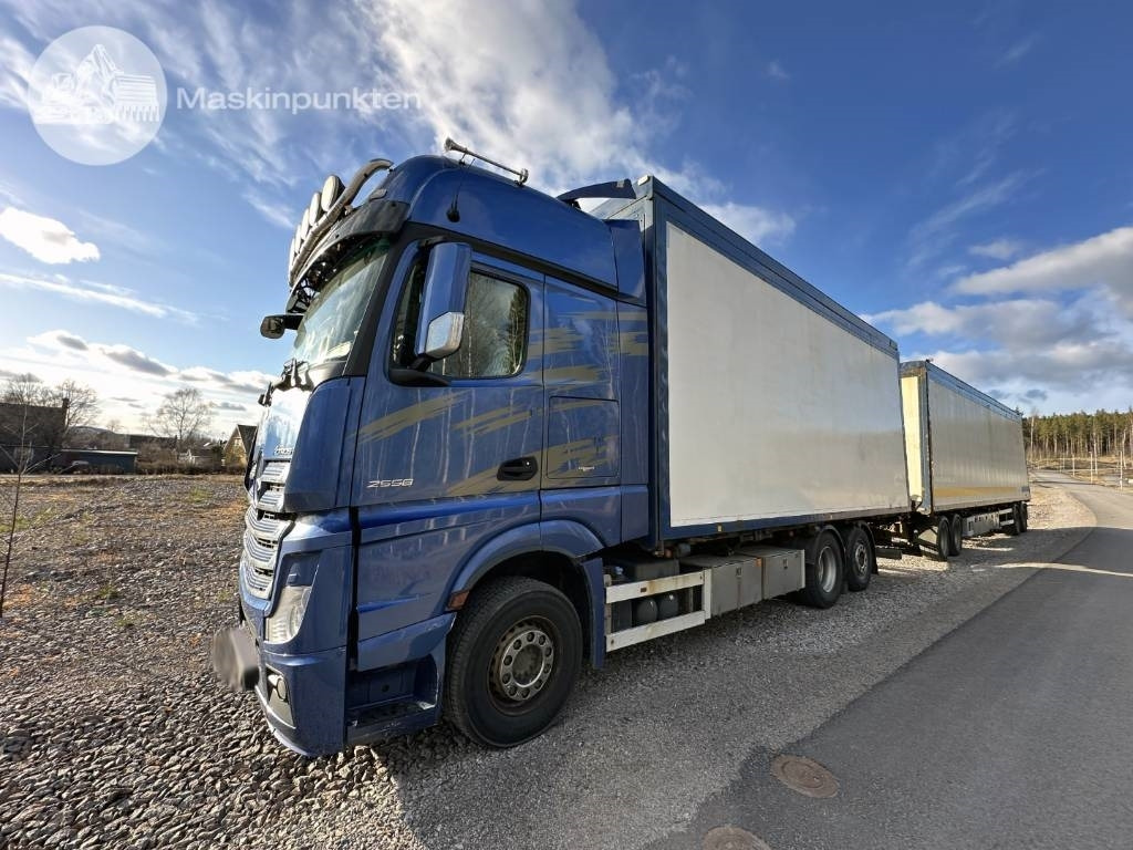 Mercedes-Benz Actros 2558 Ekipage - Camion fourgon: photos 2 Mercedes-Benz Actros 2558 Ekipage - Camion fourgon: photos 2