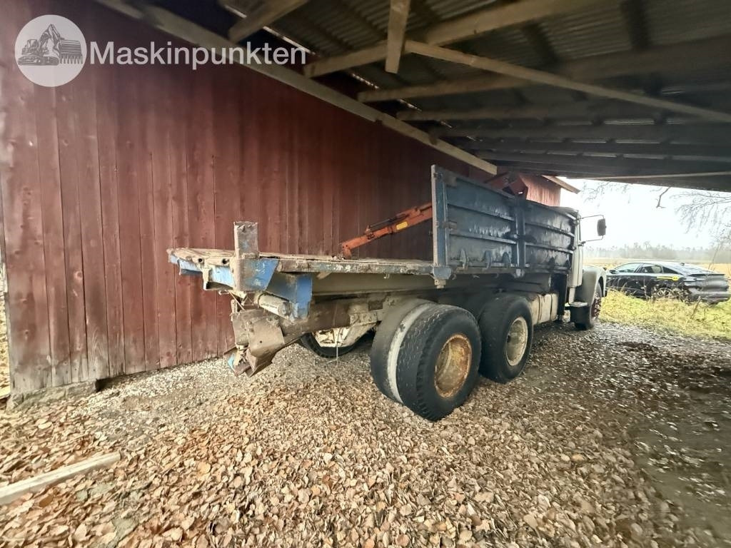 Scania LS 76 kranbil - Camion grue: photos 4 Scania LS 76 kranbil - Camion grue: photos 4