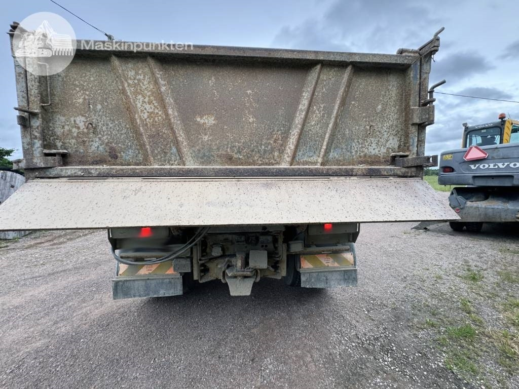Scania P 124-360 - Camion ampliroll: photos 4 Scania P 124-360 - Camion ampliroll: photos 4