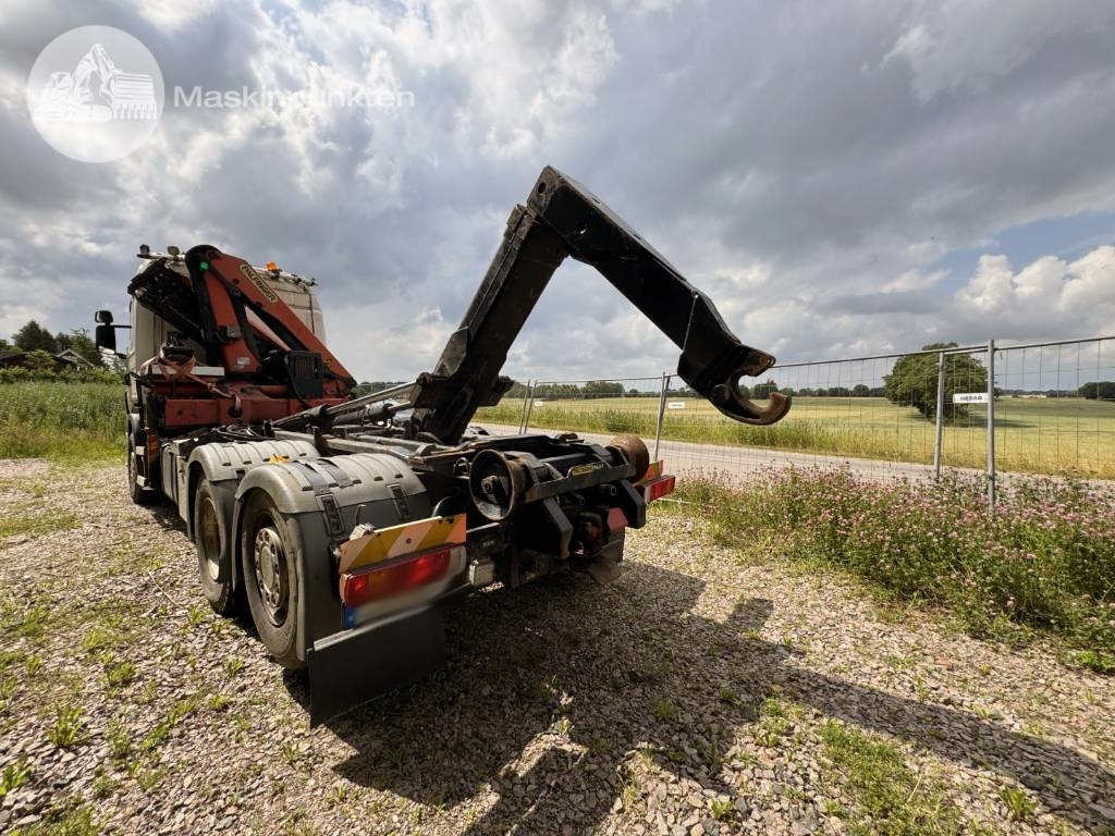 Scania R 420 LB - Camion grue: photos 2 Scania R 420 LB - Camion grue: photos 2