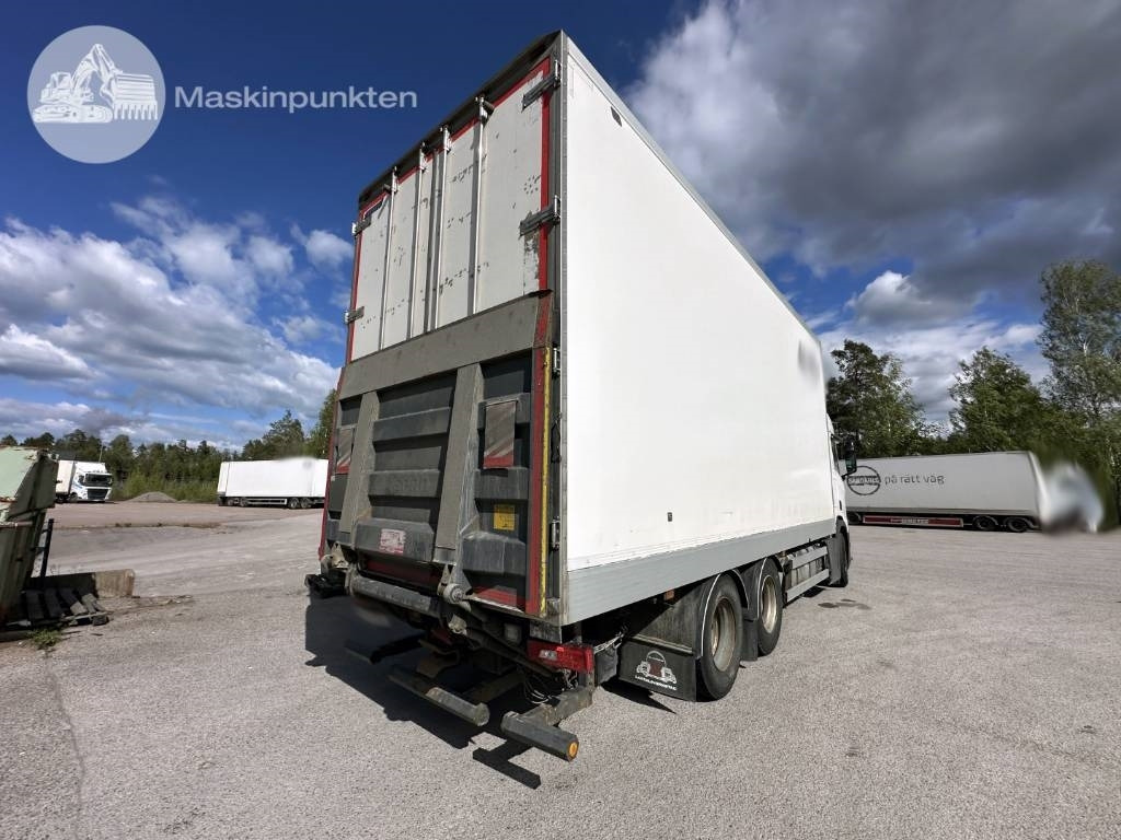 Scania R 520 - Camion fourgon: photos 5 Scania R 520 - Camion fourgon: photos 5
