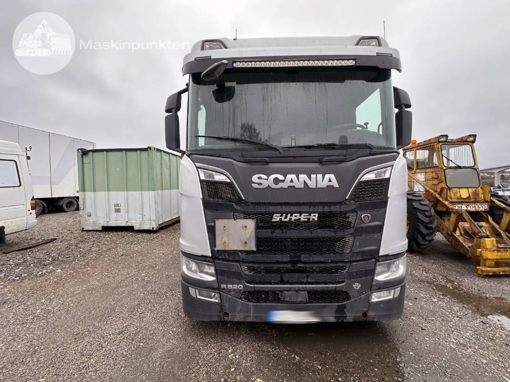 Scania R 520 - Camion fourgon: photos 3 Scania R 520 - Camion fourgon: photos 3