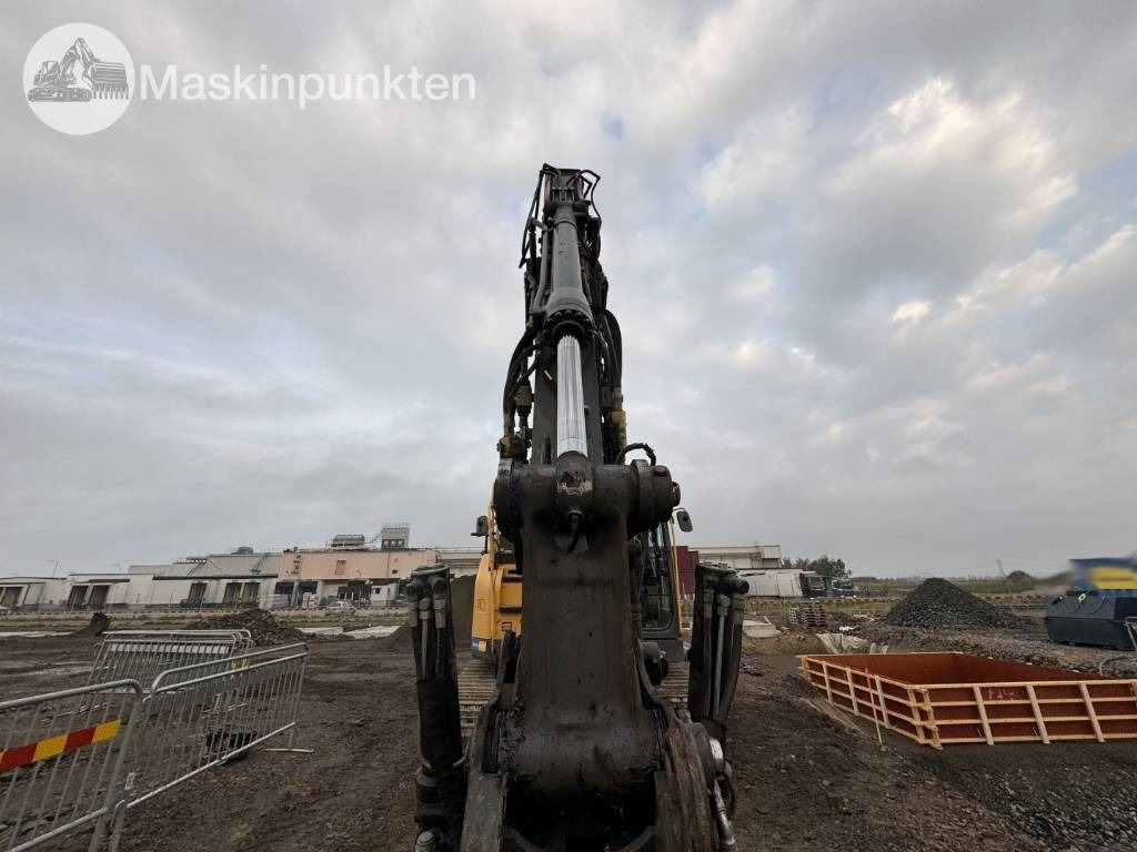 Pelle sur chenille Volvo ECR 145 EL: photos 34
