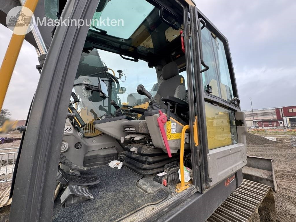 Pelle sur chenille Volvo ECR 145 EL: photos 43