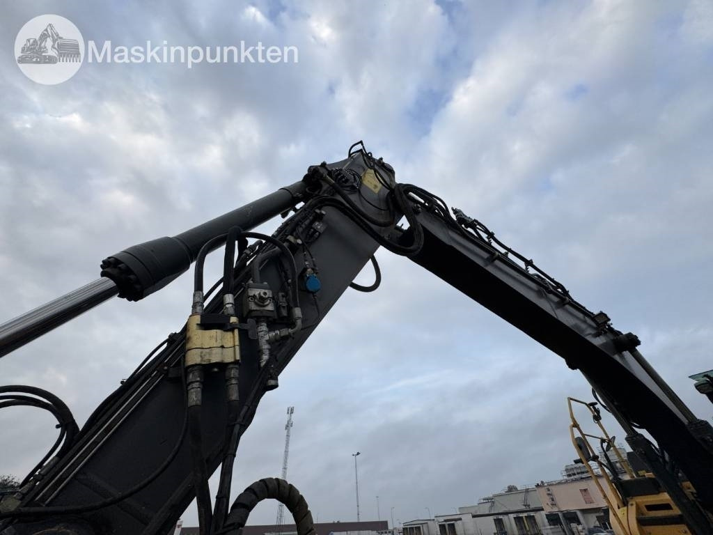 Pelle sur chenille Volvo ECR 145 EL: photos 38