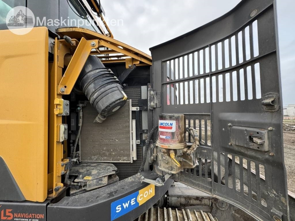 Pelle sur chenille Volvo ECR 145 EL: photos 21