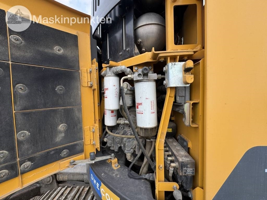 Pelle sur chenille Volvo ECR 145 EL: photos 24