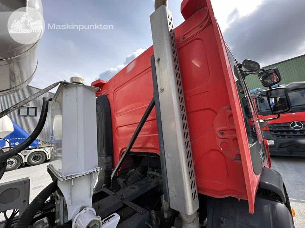 Camion malaxeur Volvo FE 320: photos 50