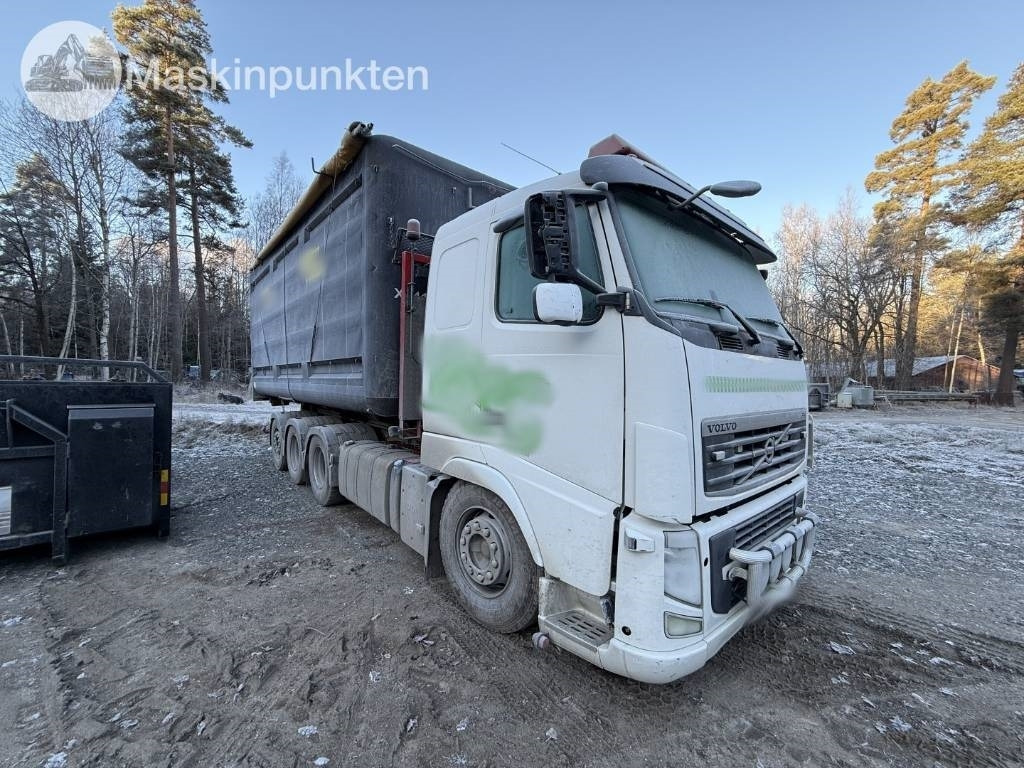 Volvo FH 8*4 Tridem lastväxlare - Camion ampliroll: photos 5 Volvo FH 8*4 Tridem lastväxlare - Camion ampliroll: photos 5