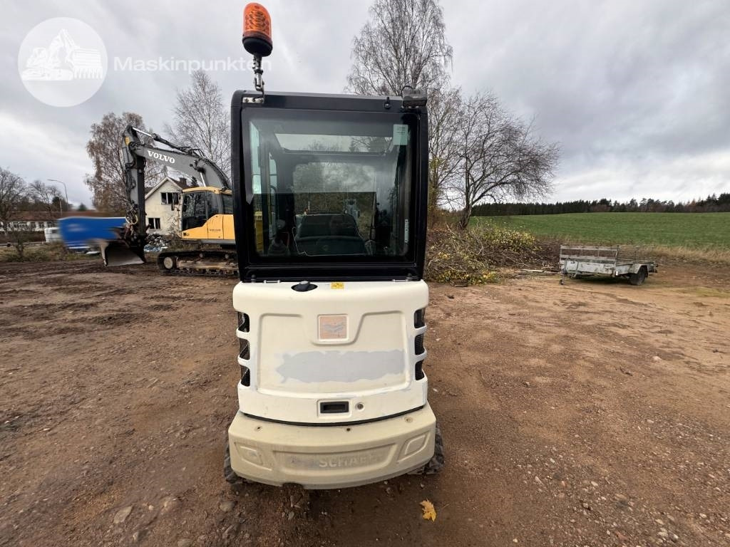 Yanmar TC 22 - Mini pelle: photos 4 Yanmar TC 22 - Mini pelle: photos 4