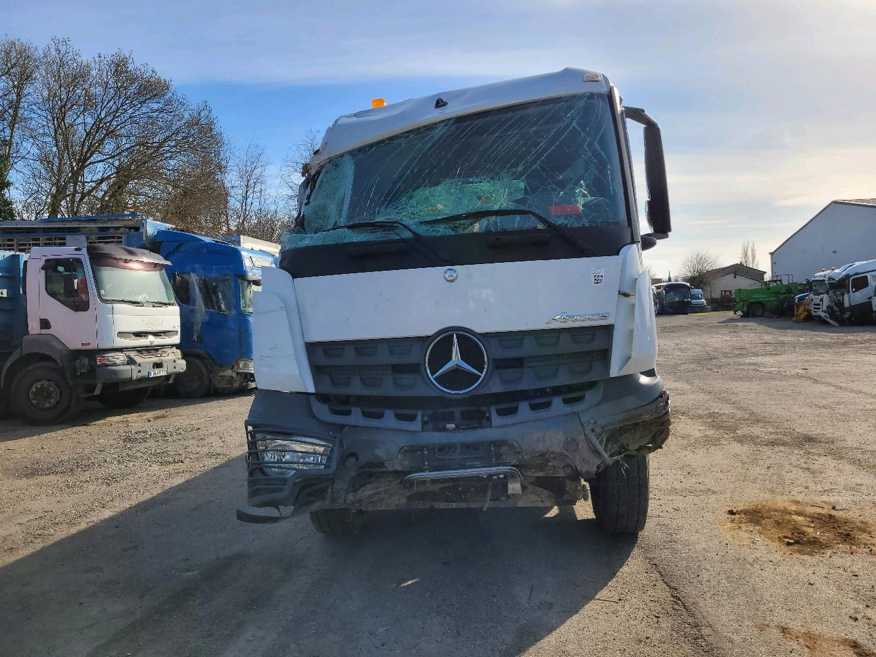 MERCEDES AROCS 2640   6X4 - Camion plateau: photos 2 MERCEDES AROCS 2640   6X4 - Camion plateau: photos 2