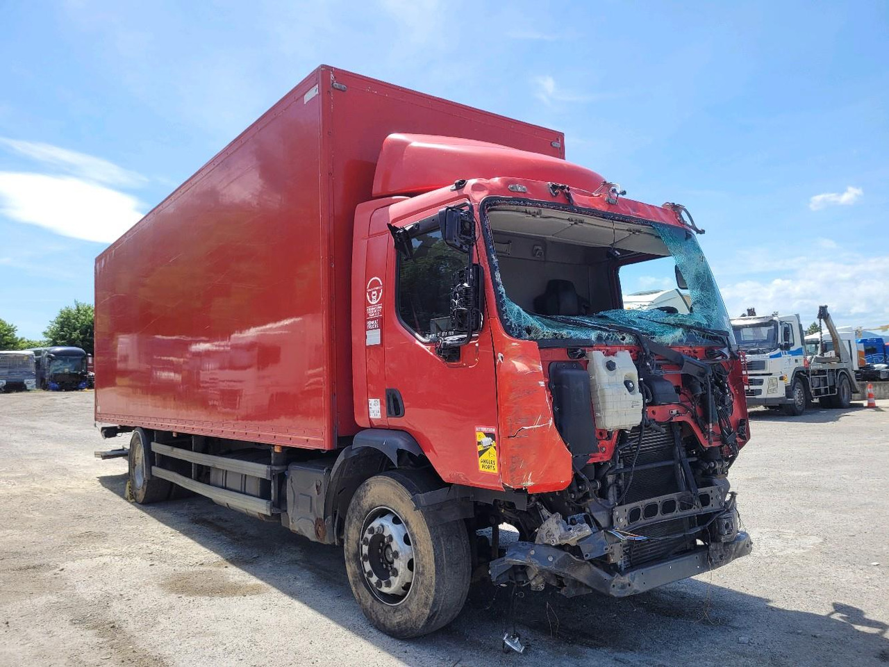 RENAULT D19 WIDE - Camion fourgon: photos 1 RENAULT D19 WIDE - Camion fourgon: photos 1