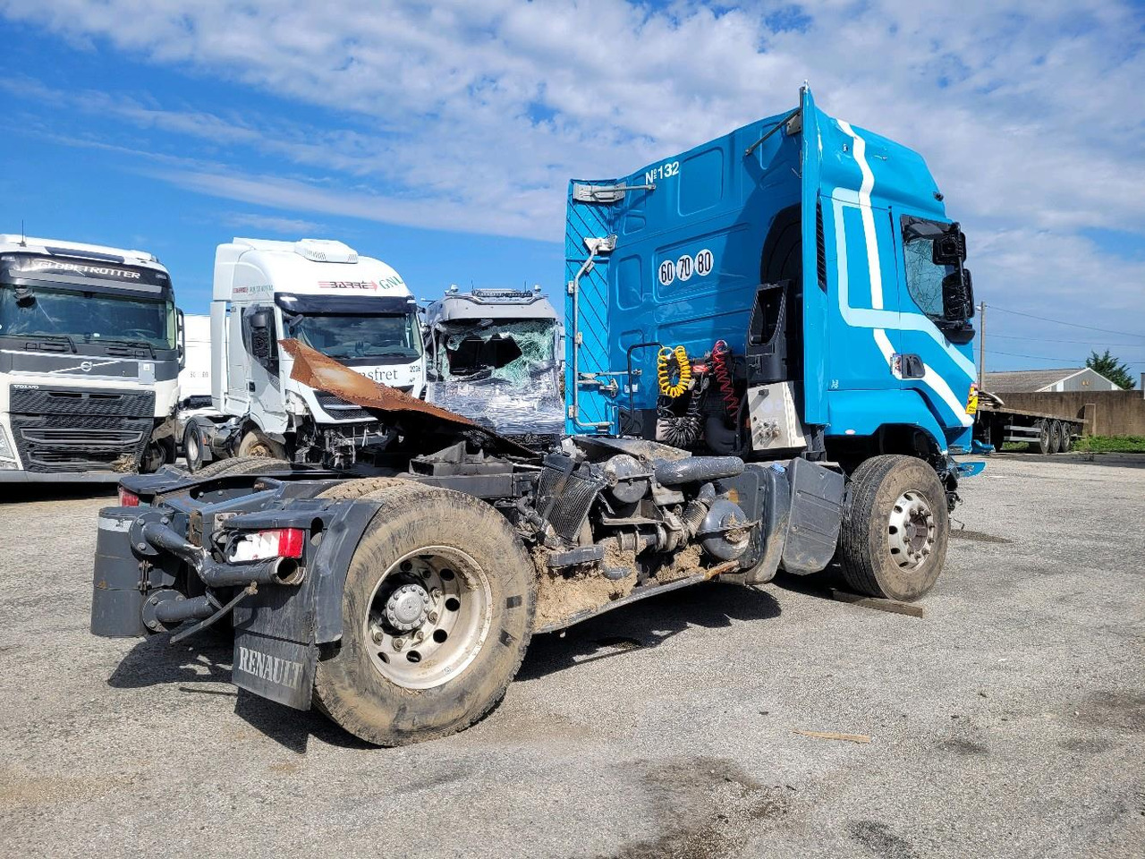 RENAULT PREMIUM 460 DXI 19T EURO5 4X2 - Tracteur routier: photos 4 RENAULT PREMIUM 460 DXI 19T EURO5 4X2 - Tracteur routier: photos 4