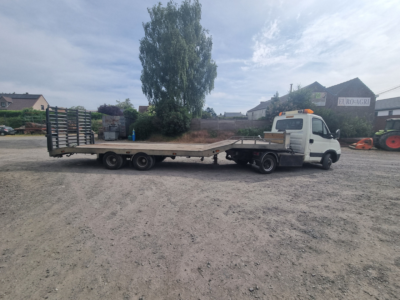 IVECO DAILY 35C18 - Tracteur routier BE: photos 4 IVECO DAILY 35C18 - Tracteur routier BE: photos 4