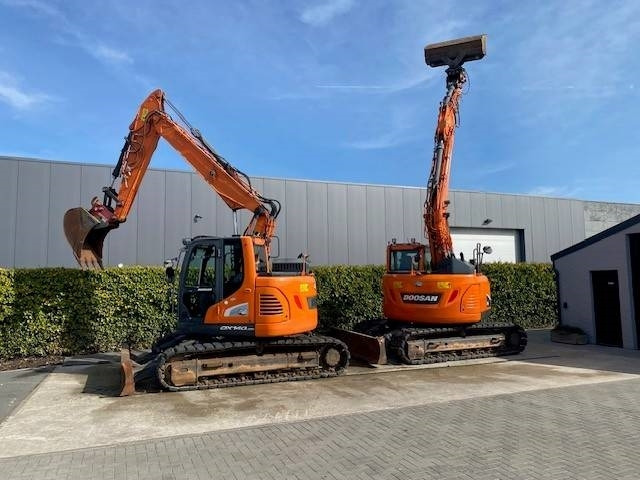Pelle sur chenille CAT 315FL CR: photos 49