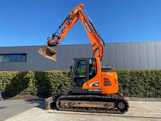 Doosan DX140LCR-5 - Pelle sur chenille: photos 2 Doosan DX140LCR-5 - Pelle sur chenille: photos 2