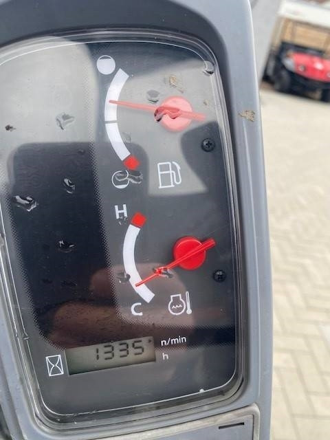 Mini pelle Kubota KX 015-4: photos 8 Mini pelle Kubota KX 015-4: photos 8