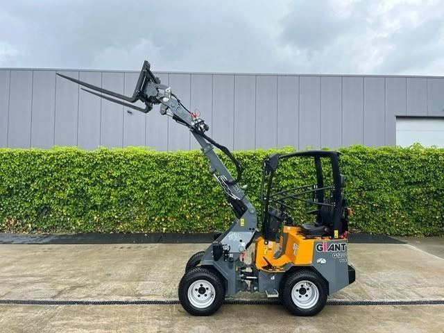 Chargeuse sur pneus Kubota R 090: photos 46