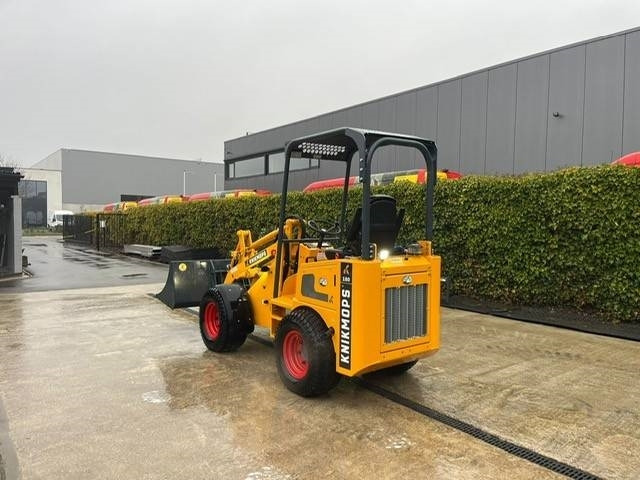 Chargeuse sur pneus Kubota R 090: photos 19
