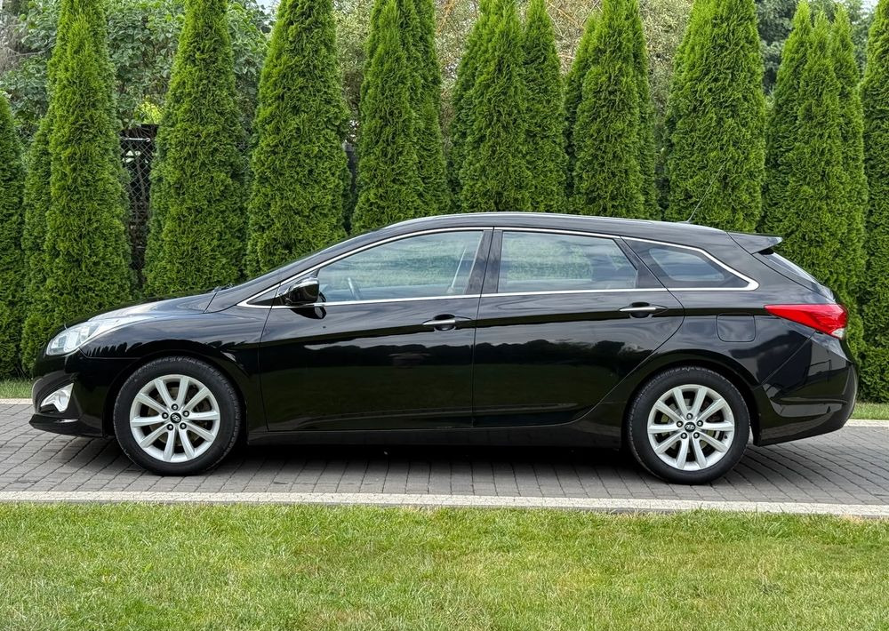 Hyundai i40 1.7 CRDi Comfort - Voiture: photos 4 Hyundai i40 1.7 CRDi Comfort - Voiture: photos 4
