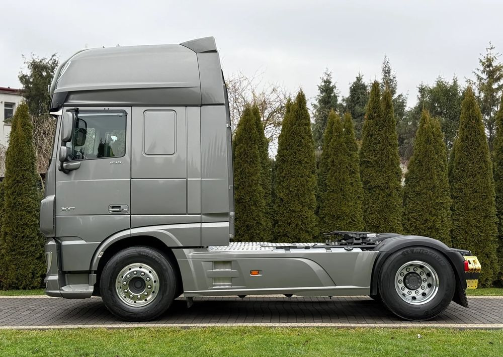 DAF XF 530 MANUAL RETARDER PARK COOL ADR - Tracteur routier: photos 4 DAF XF 530 MANUAL RETARDER PARK COOL ADR - Tracteur routier: photos 4