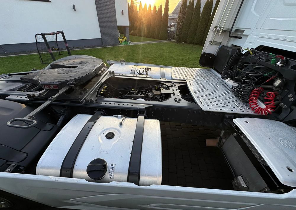 DAF XF 530 RETARDER PARK COOL - Tracteur routier: photos 5 DAF XF 530 RETARDER PARK COOL - Tracteur routier: photos 5