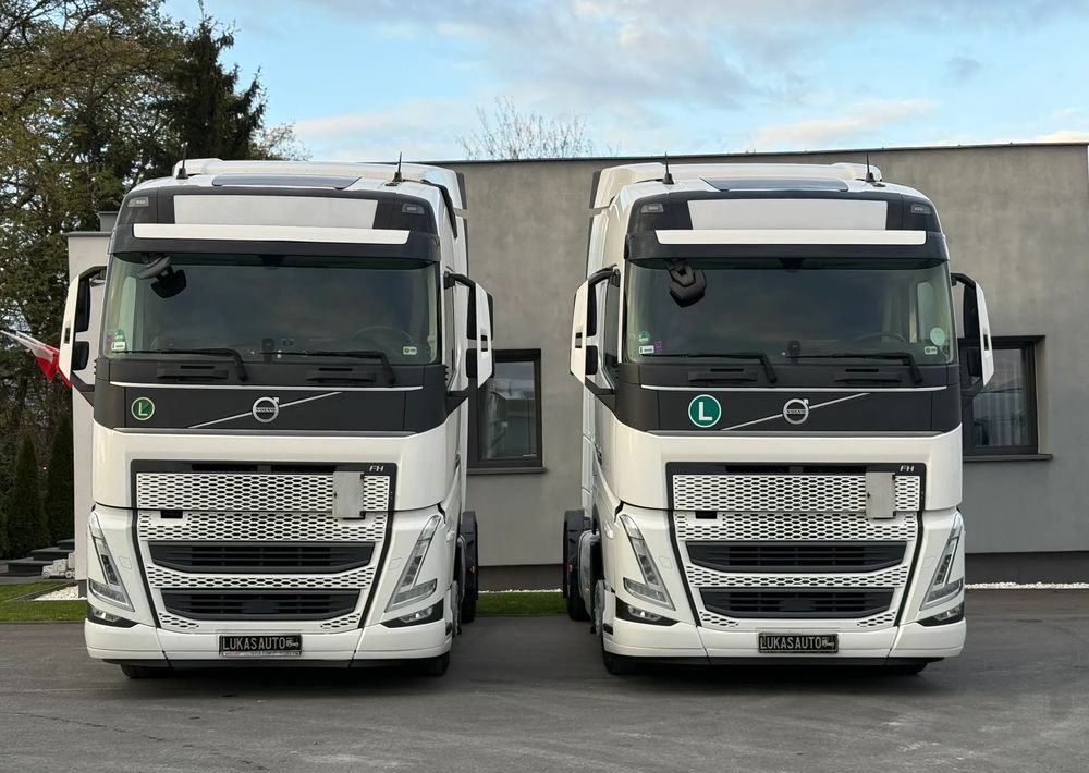 Volvo FH 460 AUTOMAT PARK COOL DWA ZBIORNIKI - Tracteur routier: photos 2 Volvo FH 460 AUTOMAT PARK COOL DWA ZBIORNIKI - Tracteur routier: photos 2