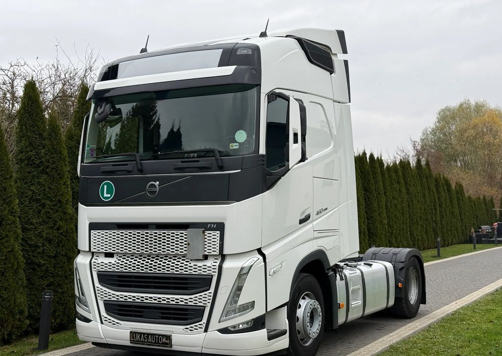 Volvo FH 460 AUTOMAT PARK COOL DWA ZBIORNIKI - Tracteur routier: photos 3 Volvo FH 460 AUTOMAT PARK COOL DWA ZBIORNIKI - Tracteur routier: photos 3