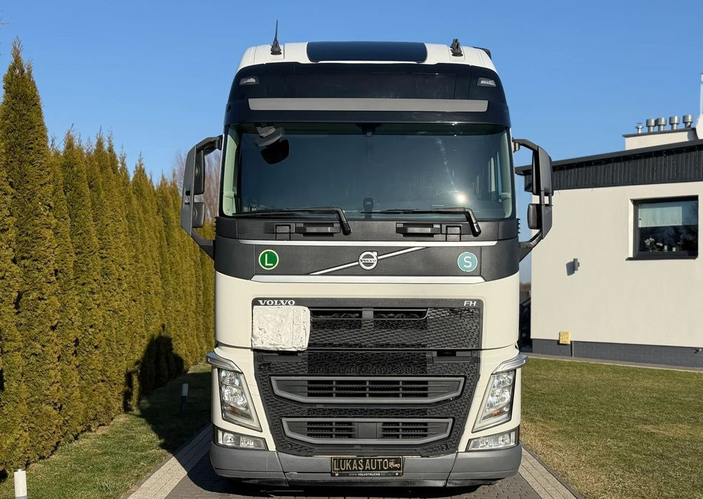 Volvo FH 500 PARK COOL HYDRAULIKA ADR - Tracteur routier: photos 2 Volvo FH 500 PARK COOL HYDRAULIKA ADR - Tracteur routier: photos 2